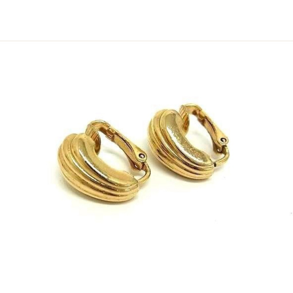 Christian Dior Gold Clip-On Earrings One Size Excellent Condition 68$